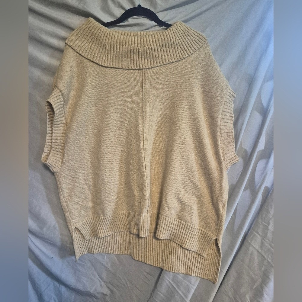 Moth Cozy Cream Women's Sweater